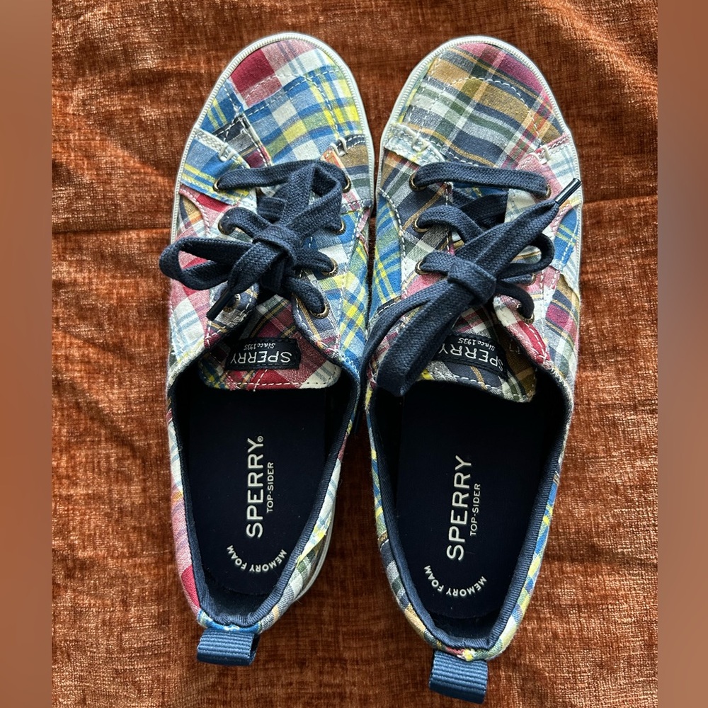 Sperry Multicolor madras Sneakers with Navy Accents 8.5